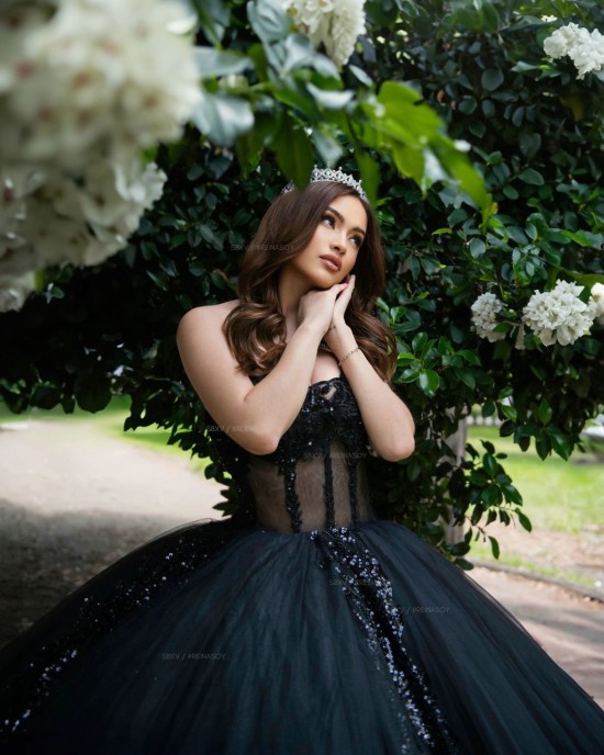 Customized Black Quinceanera Dress Lace Appliques Strapless 2024 Princess Ball Gown Dress