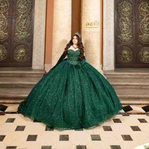 Emerald Green Quince Dress Sequin Lace Appliques Wear Pageant Sleeveless Sweet 15 Gowns Sweetheart Neck Birthday Party Dresses With Bow