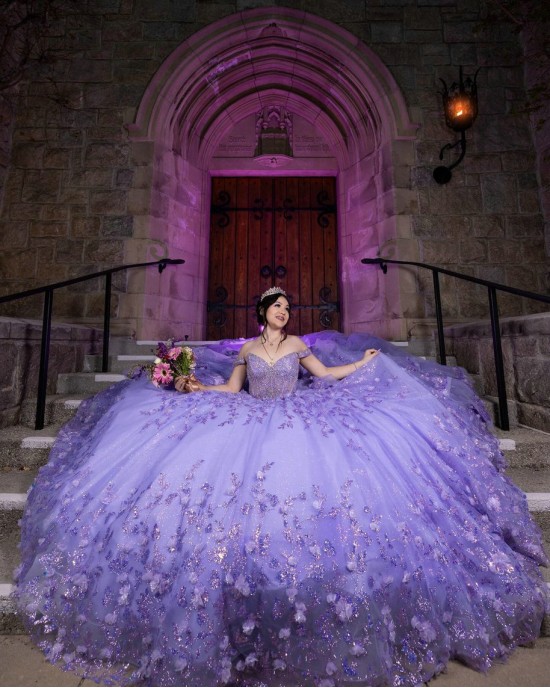 Off The Shoulder Lavender Quinceanera Dresses With Detachable Train