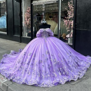 Off The Shoulder Lilac Quinceanera Dress With Flare Sleeves And Lace Appliques