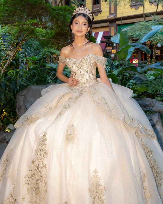 Off Shoulder Champagne Quinceanera Dress Ball Gown Lace Applique Corset Mexican Sweet 16 Vestidos De 15 Anos