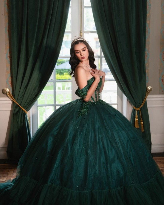 Off Shoulder Emerald Green Quinceanera Dress Sweetheart Neck Vestidos De 15 Anos Ruffled 15TH Birthday Dress