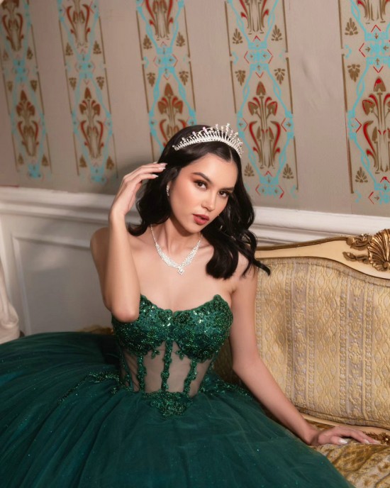 Off Shoulder Emerald Green Quinceanera Dress Sweetheart Neck Vestidos De 15 Anos Ruffled 15TH Birthday Dress