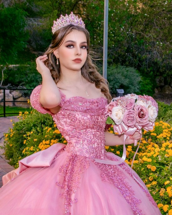 Off Shoulder Hot Pink Quinceanera Dress Sequin Lace Appliques Birthday Party Gowns Sweetheart Neck Vestidos De 15 Anos