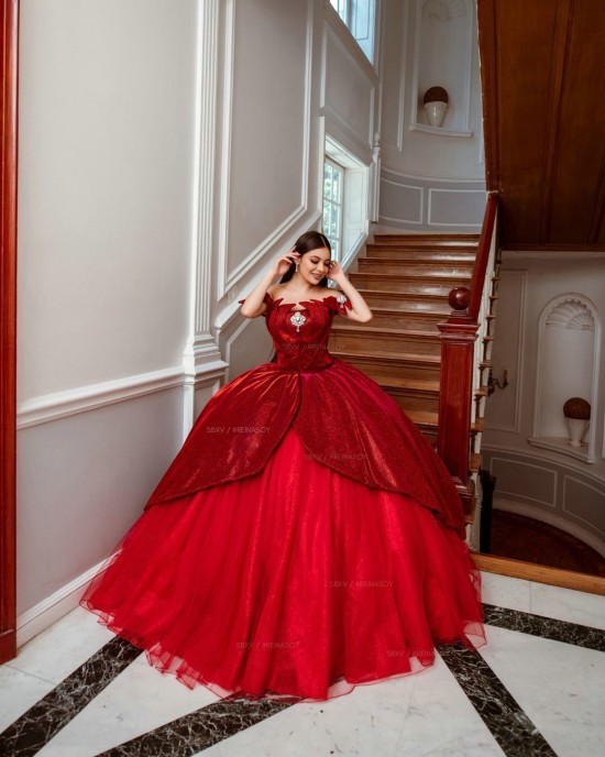 Off Shoulder Red Quinceanera Dress Ball Gown Sequins Corset Sweet 16 Vestido De 15 Anos