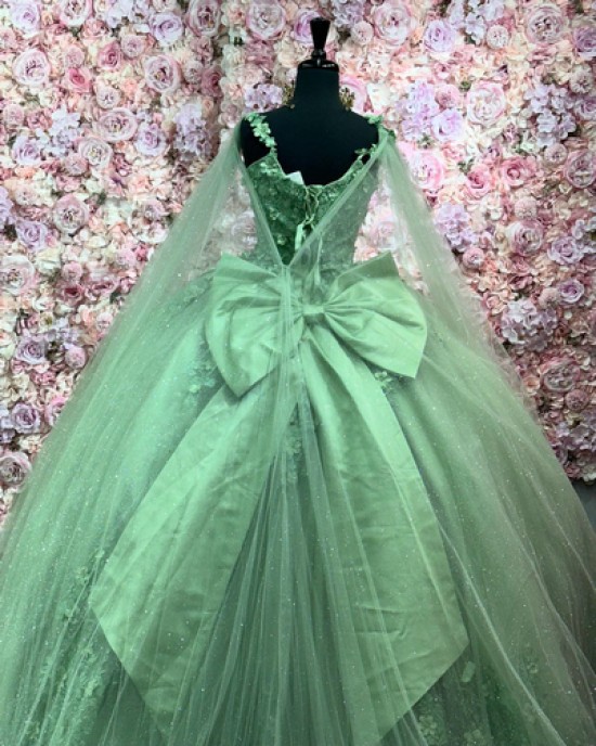 Shiny Green Quinceanera Dresses Mexican Sweetheart Ball Gown Cape Sleeve Vestidos De 15 Anos