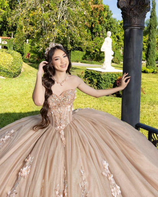 Sleeveless Nude Quinceanera Dress Crystal Birthday Party Gowns Sweetheart Neck Vestidos De 15 Anos With 3D Flowers