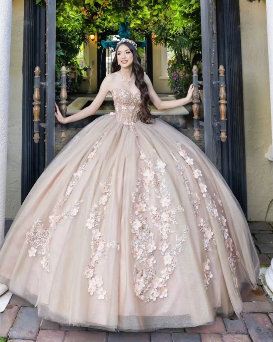 Sleeveless Nude Quinceanera Dress Crystal Birthday Party Gowns Sweetheart Neck Vestidos De 15 Anos With 3D Flowers