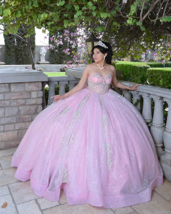 Sleeveless Pink Quinceanera Dress Sequin Crystal Birthday Party Gowns Lace Appliques Sweetheart Neck Vestidos De 15 Anos