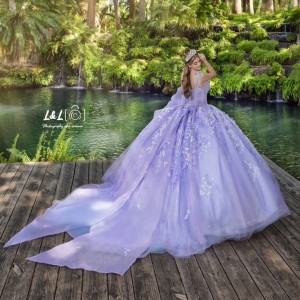 Spaghetti Strap Lilac Quinceanera Dress Sequin Lace Appliques Birthday Party Gowns Sweetheart Neck Vestidos De 15 Anos With Bow