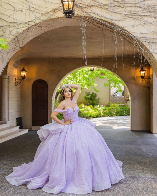 Off Shoulder Sweetheart Neckline Beaded Purple Quinceanera Dresses