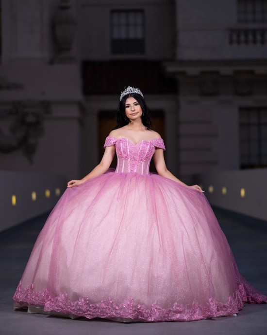 Sweetheart Neckline Off Shoulder Ball Gown Lace Appliques Pink And White Quinceanera Dresses