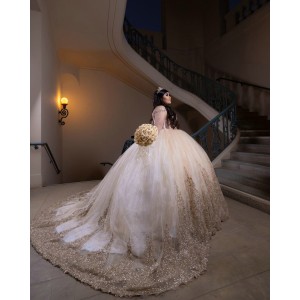 Sweetheart Neckline Off Shoulder Crystals Ball Gown Lace Appliques Champagne Quinceanera Dresses