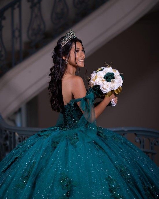 Sweetheart Neckline Off Shoulder Sequin Ball Gown Lace Appliques Emerald Green Quinceanera Dresses