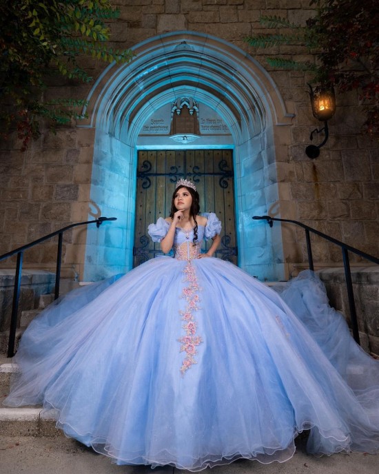 Lace Appliques Puff Sleeve Ball Gown Sweetheart Neckline Sheer Bodice Sky Blue Quinceanera Dresses