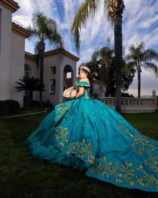 Off Shoulder Lace Appliques Ball Gown Sweetheart Neckline Capri Blue Quinceanera Dresses