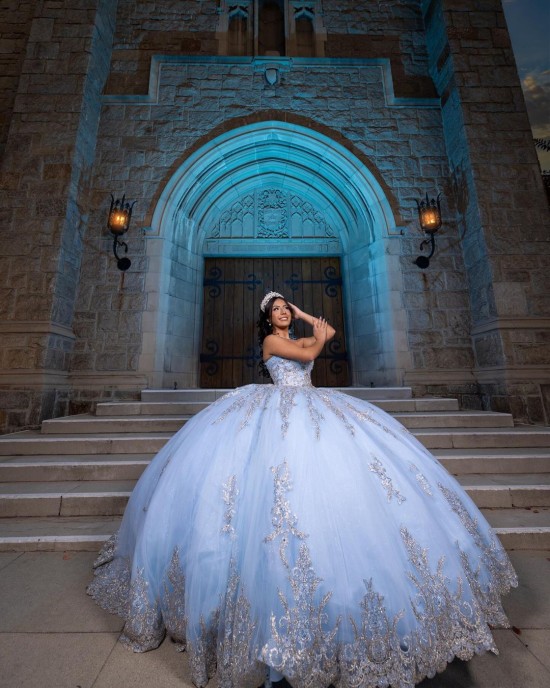 Strapless Sleeveless Ball Gown Sweetheart Neckline Sky Blue Quinceanera Dresses