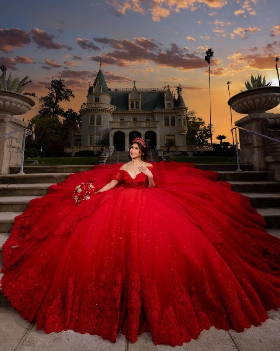 Sweetheart Neckline Lace Appliques Off Shoulder Ball Gown Red Quinceanera Dresses