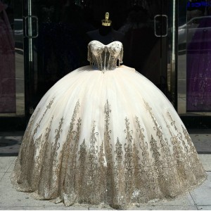 Champagne Quince Dress Off Shoulder Wear Pageant Sweetheart Neck Girls Ball Gown Sweet 16 Dresses Lace Appliques With Bow