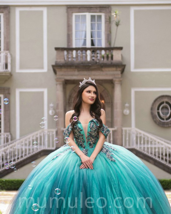 Emerald Green Quince Dress Off Shoulder 2024 Instagram Gowns Lace Appliques Birthday Party Dresses V Neck Vestidos De 15 Anos