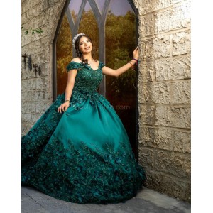 Off Shoulder Emerald Green Quinceanera Dresses Lace Appliques Sweetheart Neck 15 Dress