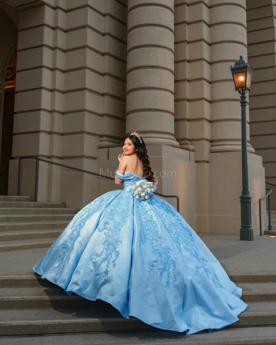 Off Shoulder Sky Blue Quinceanera Dresses Lace Appliques Sweetheart Neck 15 Dress