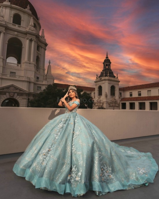 Off Shoulder Tiffany Blue Quinceanera Dresses Sequin Sweetheart Neck Lace Appliques 15 Dress