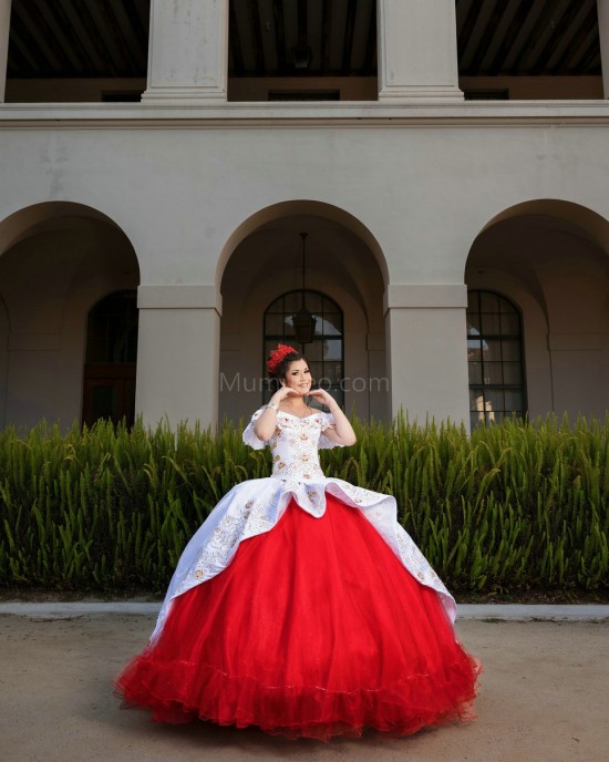 Off Shoulder White On Red Quinceanera Dresses Sweetheart Neck 15 Dress