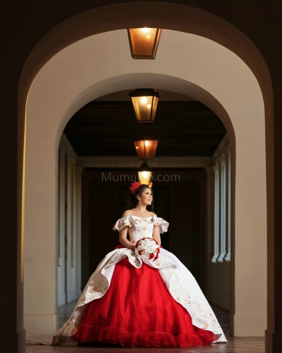 Off Shoulder White On Red Quinceanera Dresses Sweetheart Neck 15 Dress