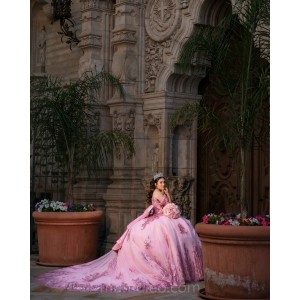 Pink Quinceanera Dress Off Shoulder 2024 Ball Gown Princess Dresses Sequin Lace Appliques Birthday Party Robe With Bow