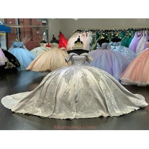 Metallic Appliqued Off The Shouler Satin Quinceanera Dresses Silver