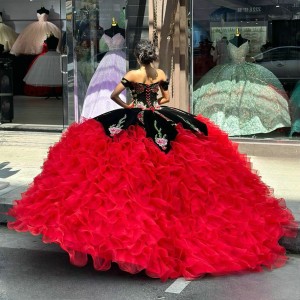 Black And Red Ruffled Quinceanera Dresses Off Shoulder Lace Appliqued Pearl 15 Dress