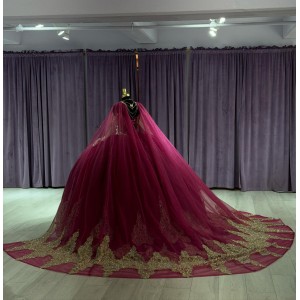 Cloak Red And Gold Quinceanera Dresses Lace Appliques Ball Gown