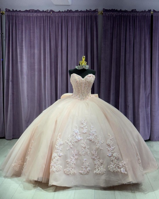 Strapless Light Pink Quinceanera Dresses Sweetheart 15 Dress With Lace Appliques