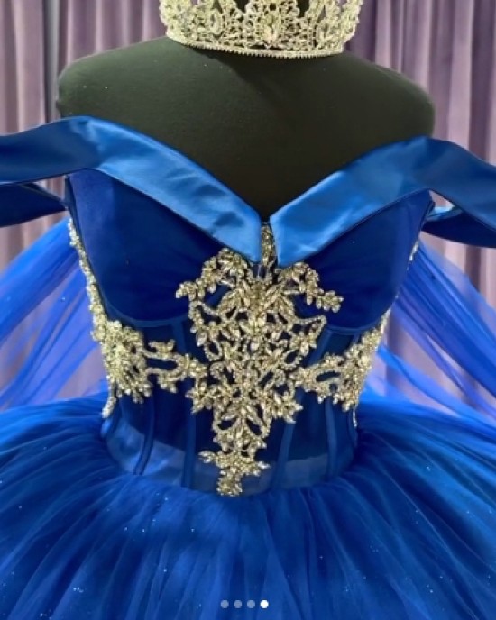 Sweetheart Neck Crystal Navy blue Quinceanera Dresses Off Shoulder Sequin 15 Dress