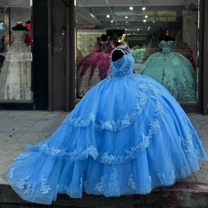 Sweetheart Neckline Sky Blue Quinceanera Dresses Off Shoulder Lace Appliques 15 Dress