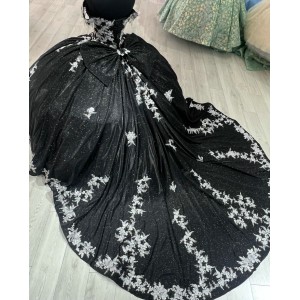 White And Black Quinceanera Dresses Off Shoulder Lace Appliqued 15 Dress With Bow