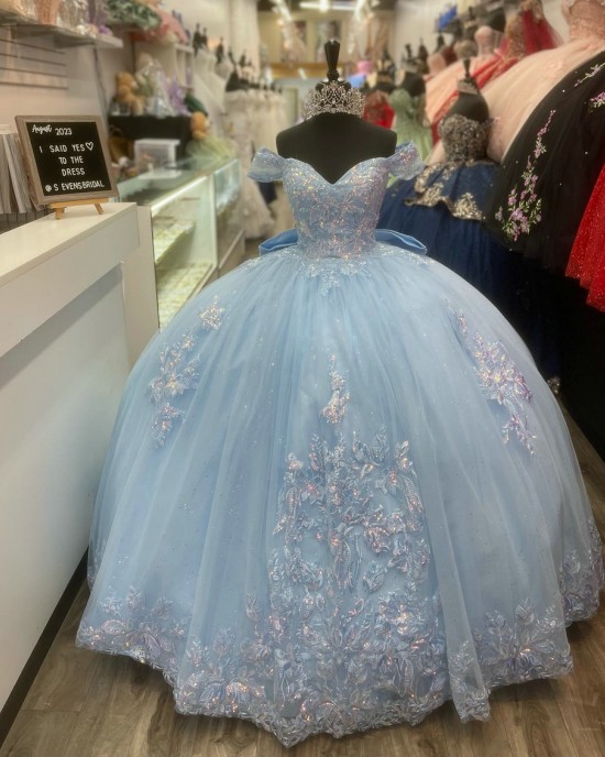 Glitter Crystal Sky Blue Quince Dresses Sweetheart Neck Ball Gown Lace Appliques 15 Dress With Bow