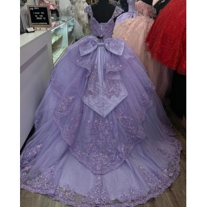 Off Shoulder Lilac Quince Dresses Sweetheart Neck Ball Gown Lace Appliques 15 Dress With Bow