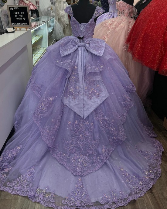 Off Shoulder Lilac Quince Dresses Sweetheart Neck Ball Gown Lace Appliques 15 Dress With Bow