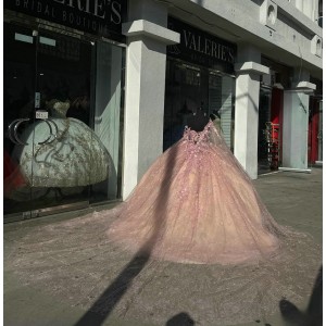 Long Sleeve Rose Gold Quinceanera Dresses Lace Appliques Ball Gown Sweetheart 15 Dress