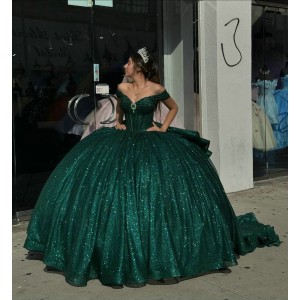 Off Shoulder Emerald Green Quince Dress Sweetheart Neck Crystal Ball Gown Metallic Sequin 15 Dresses