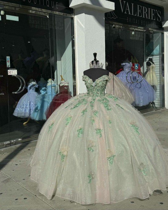 Off Shoulder Green On Pink Quinceanera Dresses V Neck Lace Appliques 15 Dress