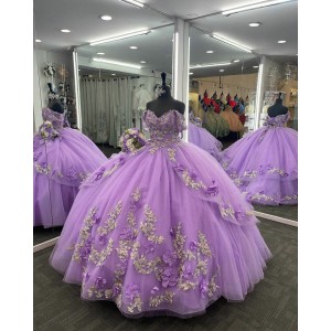 Off Shoulder Lilac Quinceanera Dress Sweetheart Neck 15 Dresses Lace Leaf Ball Gown With 3D Floral Appliques