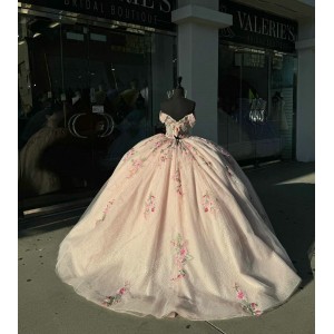 Off Shoulder Pink Quinceanera Dresses Sweetheart Neck Ball Gown 15 Dress With Embroidered Flowers