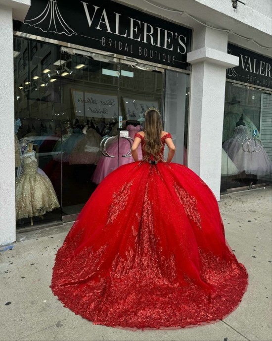 Off Shoulder Red Quince Dresses V Neck Beading 15 Dress Lace Appliques Ball Gown