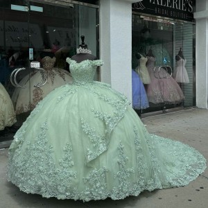 Off Shoulder Sage Green Quince Dress Sweetheart Neck Lace Appliques Ball Gown Crystal 15 Dresses With Bow