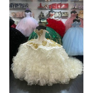 Off Shoulder White Quinceanera Dresses Sweetheart Neck Metallic Sequin 15 Dress With Bow