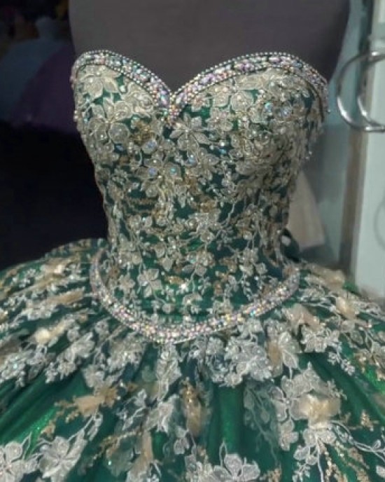 Sleeveless Green Quinceanera Dress Sweetheart Lace Appliques Crystal 15 Dresses