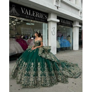 Sweetheart Neck Emerald Green Quinceanera Dresses Off Shoulder Ball Gown Metallic Sequin 15 Dress